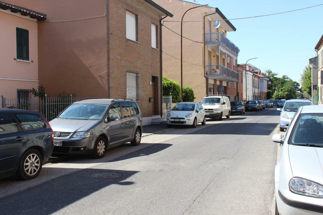 Casa Singola A Pochi Passi Dal Centro Storico Apartment Ravenna Exterior foto